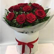 Presentation Of Luxury Fresh Red Roses In Hatbox