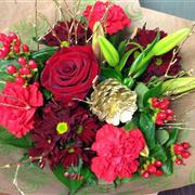 A Santa&#39;s Special Bouquet