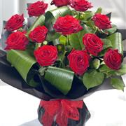 Eternity 12 premium Porta Nova red roses