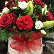 FESTIVE HATBOX OF FLOWERS