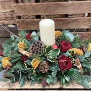 Traditional table centre