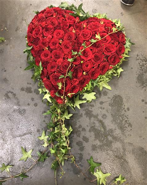 Red Rose Heart Funeral Tribute, London Florist